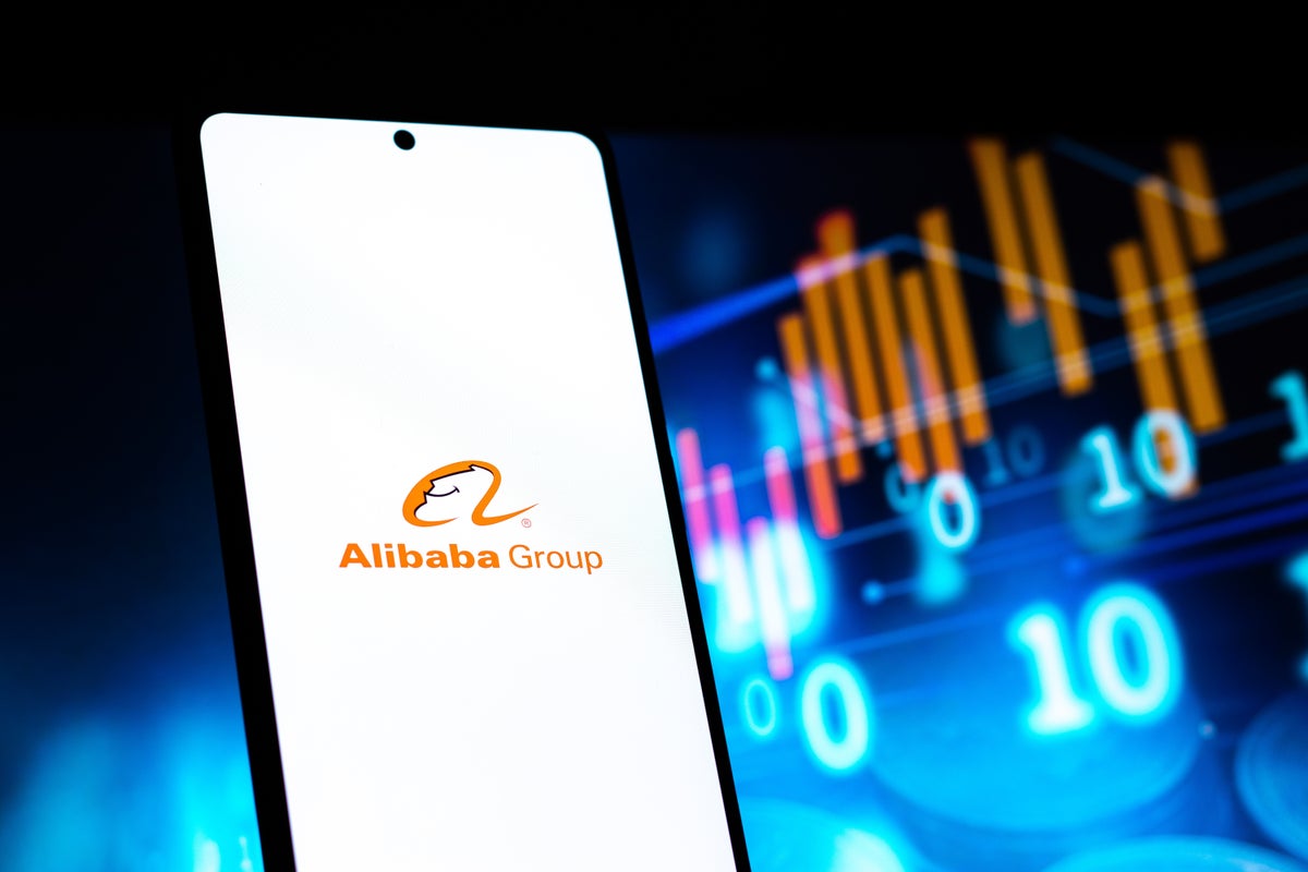 Alibaba, JD Stocks Rise, Peers Mixed: Hang Seng Index Today
