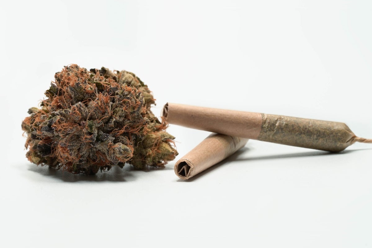 What Makes Weed So Sticky? And Is It A Good Thing?