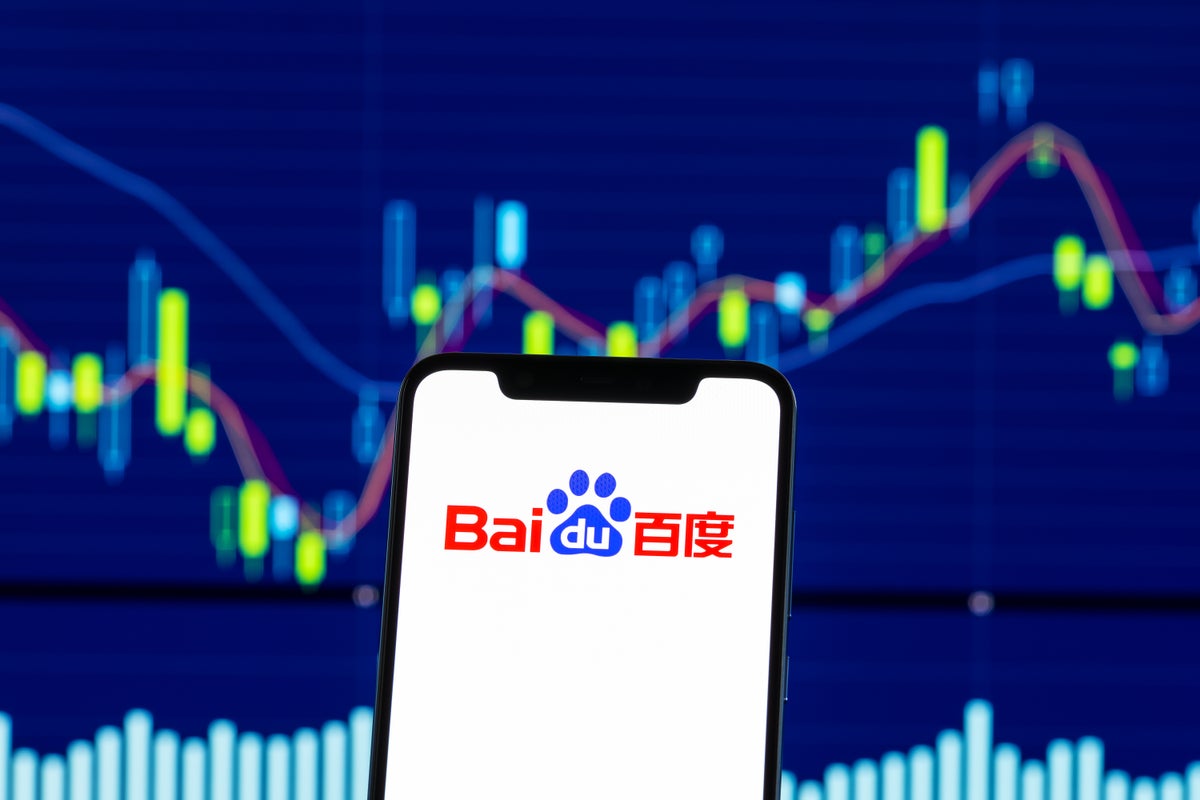 Alibaba (BABA), NIO (NIO) – Tech Giant Baidu Falls 7% On Revenue Drop: Chinese PMI Data, Sluggish Wall Street Drag Hong Kong Stocks