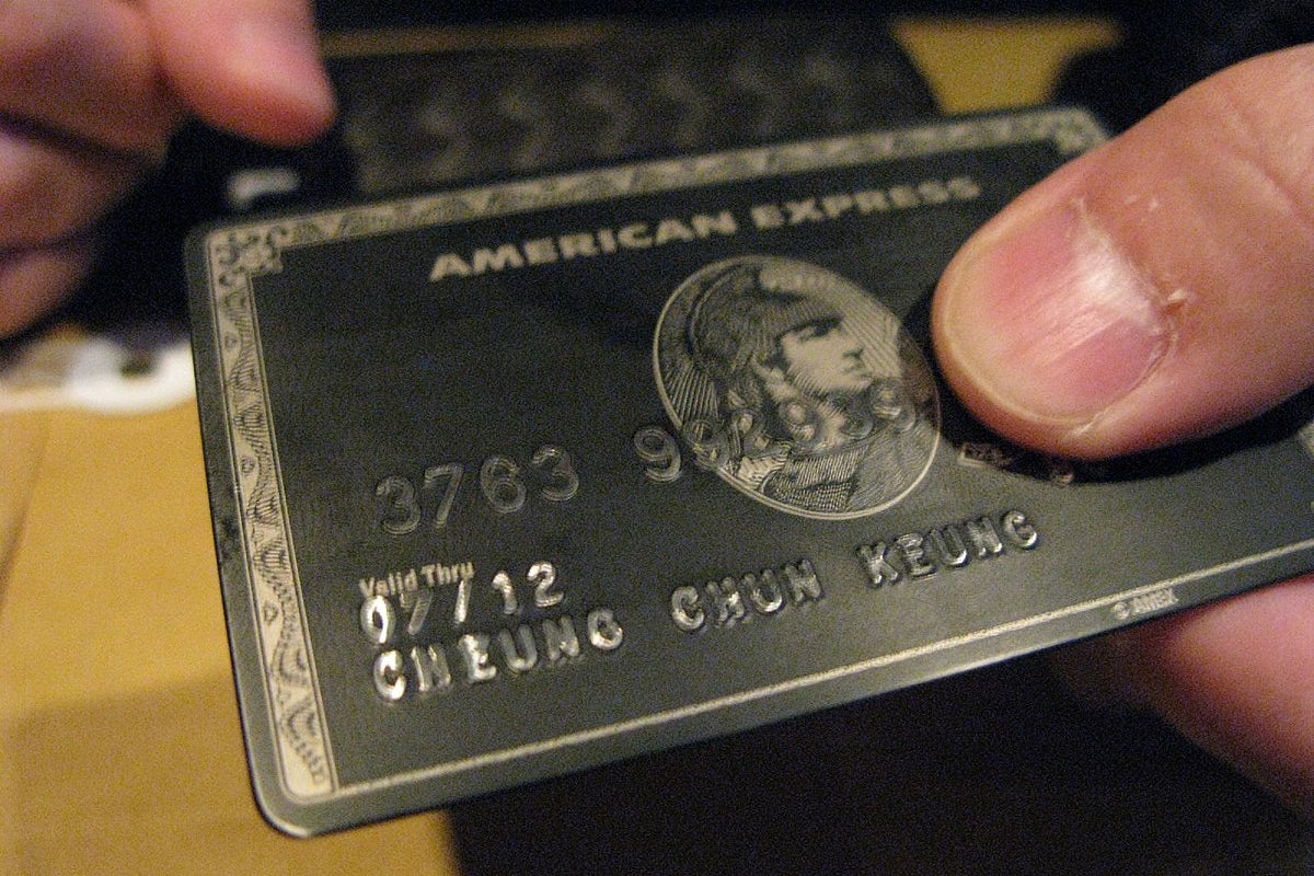 What Recession? AmEx Shares Ambitious Hiring Plans As Peers Let Go Staff - American Express (NYSE:AXP)