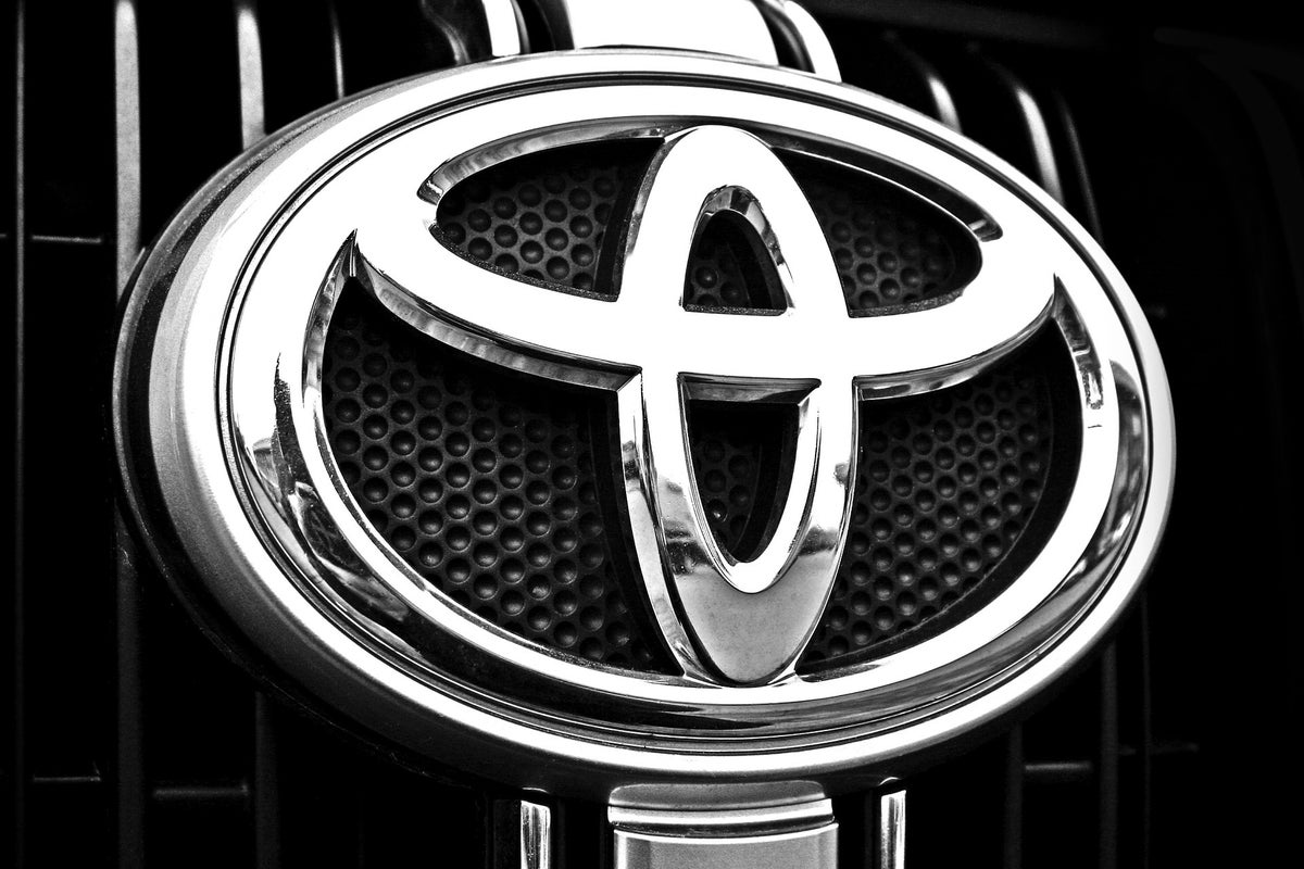 Toyota Cuts October Production As Supply Chain Woes Continue - Toyota Motor (NYSE:TM)