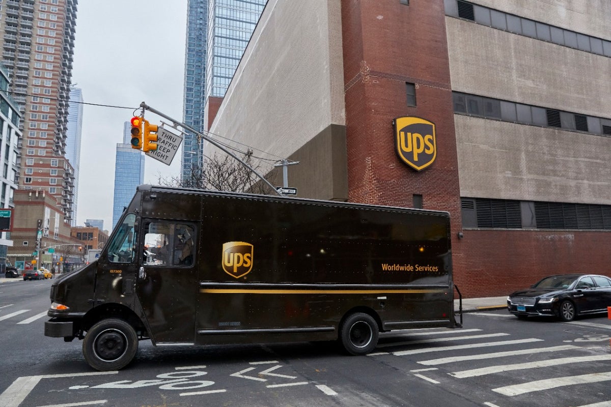 UPS Posts Mixed Bag Q3 Earnings On Higher Delivery Prices; Sticks To Annual Guidance - United Parcel Service (NYSE:UPS)