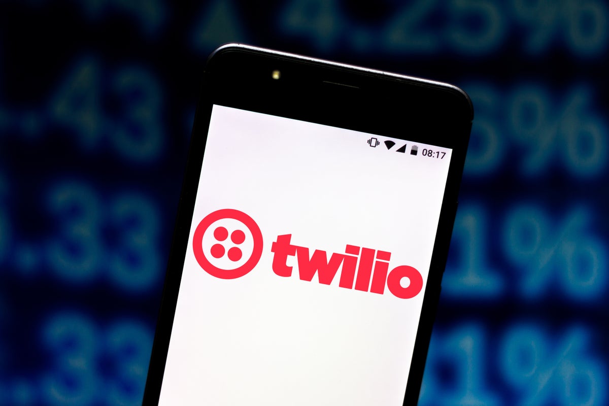 This Software Stock Is Up 11% In A Month — And Cathie Wood Just Loaded Up Over $2M Worth Of Shares - Twilio (NYSE:TWLO)