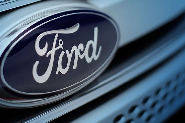 Ford Credit CFO Schaaf To Retire; Eliane Okamura Named Successor - Ford Motor (NYSE:F)