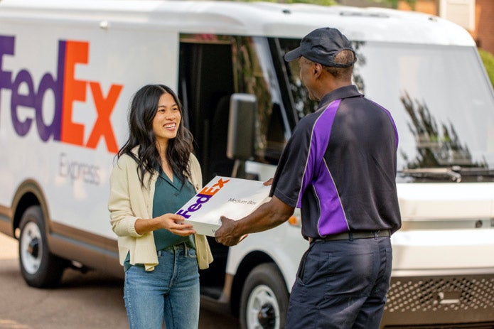 FedEx Sees Current-Quarter Volumes In US Below Projections: Report - FedEx (NYSE:FDX)