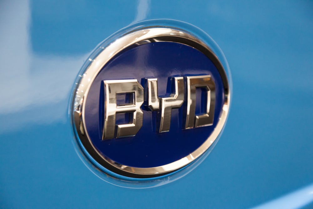 As Tesla Slashes China Prices To Reinvigorate Demand, Buffett-Backed EV Maker Surprises By Doing The Opposite - BYD (OTC:BYDDF), BYD (OTC:BYDDY)