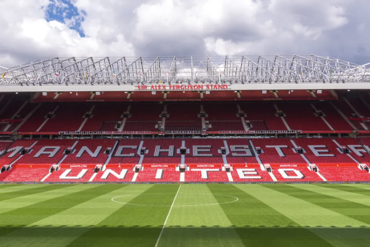 Manchester United Stock Spikes Higher On Report Of Apple's Interest In Buying Soccer Club - Apple (NASDAQ:AAPL), Manchester United (NYSE:MANU)