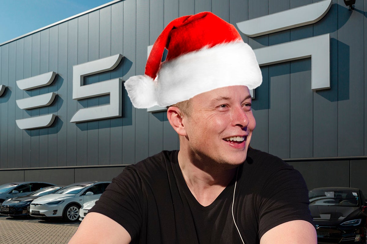 How To 'Turn' Your Tesla Into Santa's Sleigh On Christmas — And Other Easter Eggs - Tesla (NASDAQ:TSLA)