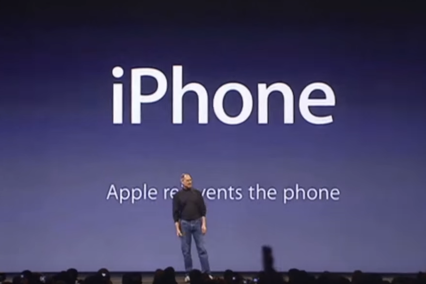 This Day In Market History, Jan. 9: Apple Introduces The iPhone (NASDAQ:AAPL) - Apple (NASDAQ:AAPL)