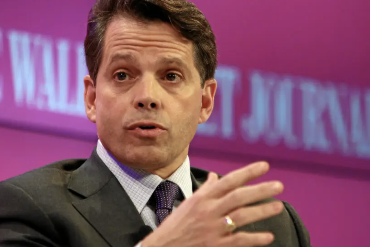 Anthony Scaramucci Invests In Former FTX US CEO's New Company: 'Go Forward. Don't Look Back'