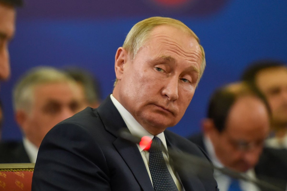 Putin Will Step Down In 2023, War In Ukraine Could End: Former Speechwriter Predicts