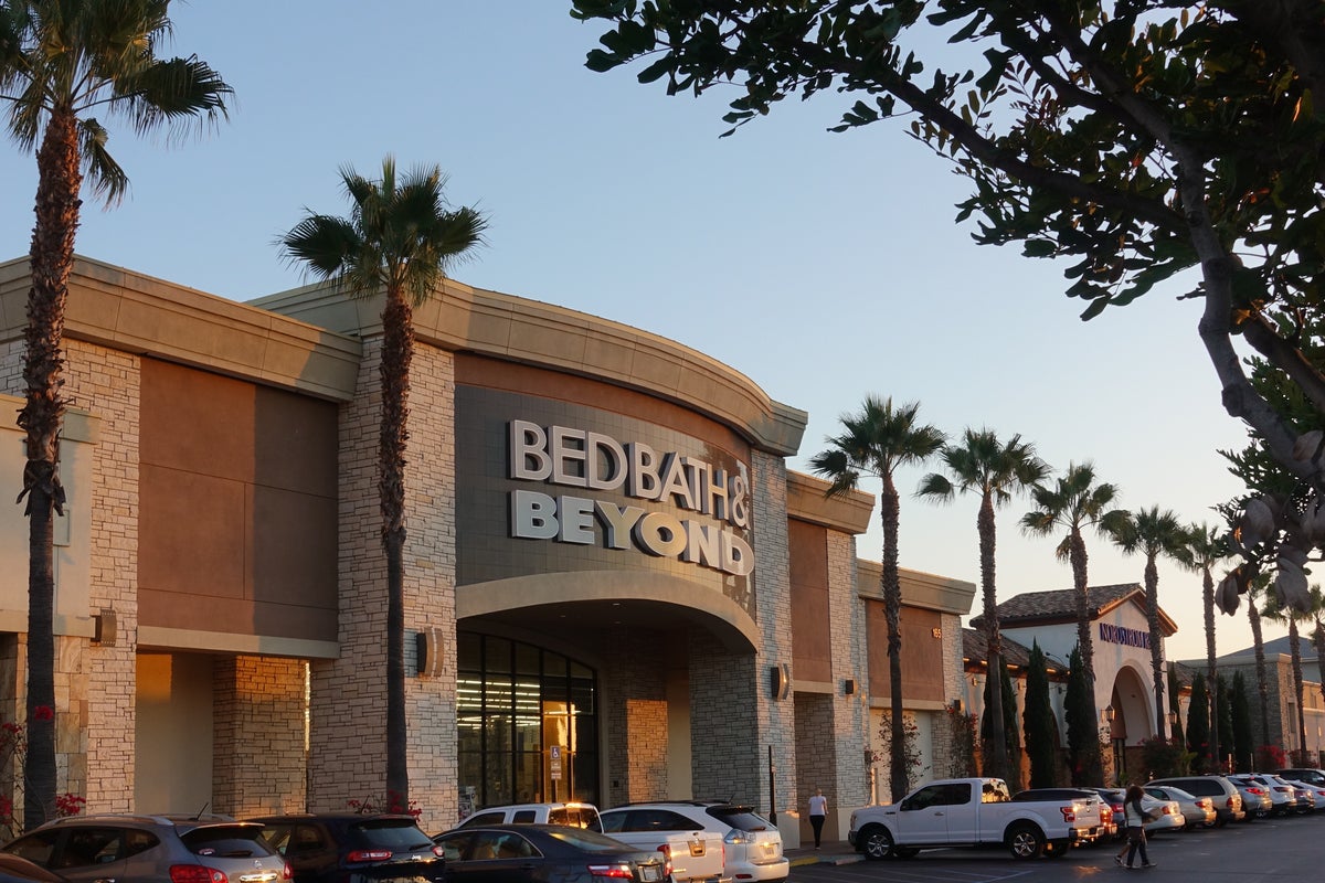 What's Going On With Bed Bath And Beyond's Stock Today?