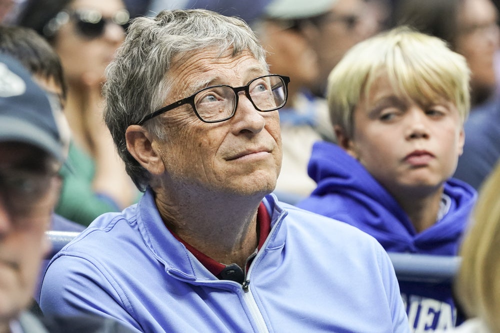 Bill Gates Says ChatGPT As Big An Invention As The Internet - Microsoft (NASDAQ:MSFT), Alphabet (NASDAQ:GOOG), Alphabet (NASDAQ:GOOGL)