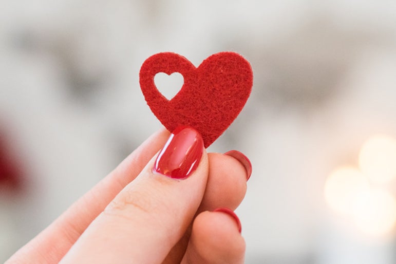 On Valentine's Day, Beware of Of Online Dating Scams - Meta Platforms (NASDAQ:META)