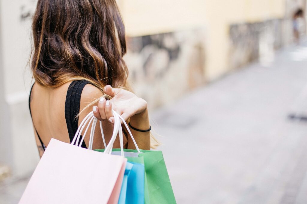 Economists Are Expecting To See Monthly Growth In January's Retail Sales: What Does This Mean For Fed Policy? - Citigroup (NYSE:C), Mastercard (NYSE:MA), Wells Fargo (NYSE:WFC)
