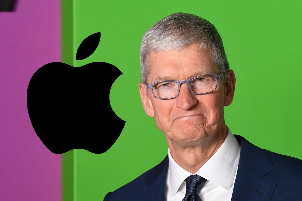 Largest Proxy Firm Recommends Apple Shareholder Vote For CEO Tim Cook's Reduced Pay Plan: Report - Apple (NASDAQ:AAPL)