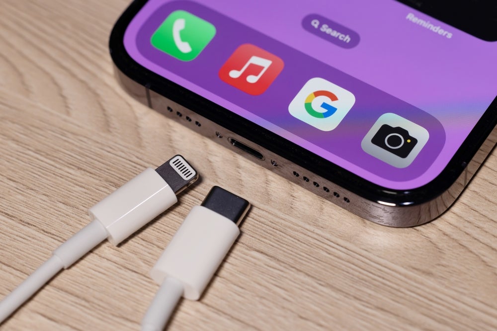 iPhone 15 To Scrap Lightning Port For USB-C? What Leaked Images Show - Apple (NASDAQ:AAPL)
