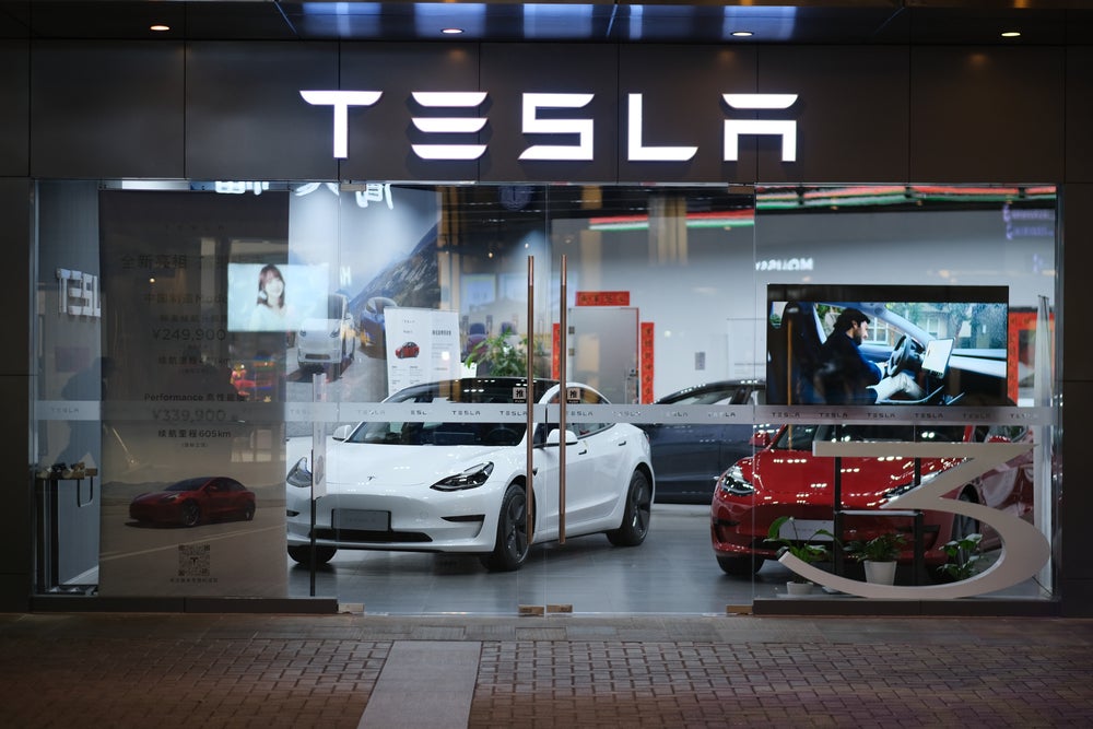 Tesla Said To Be Inching Close To Mexico Investment Deal After Musk's Call With President - Tesla (NASDAQ:TSLA), General Motors (NYSE:GM), BMW (OTC:BMWYY)