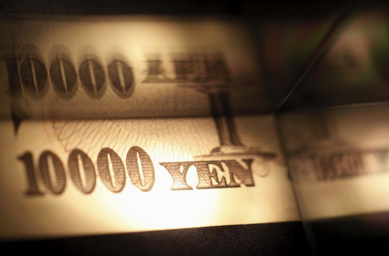 Asia FX dented by rising yields, dollar gains as Fed minutes loom