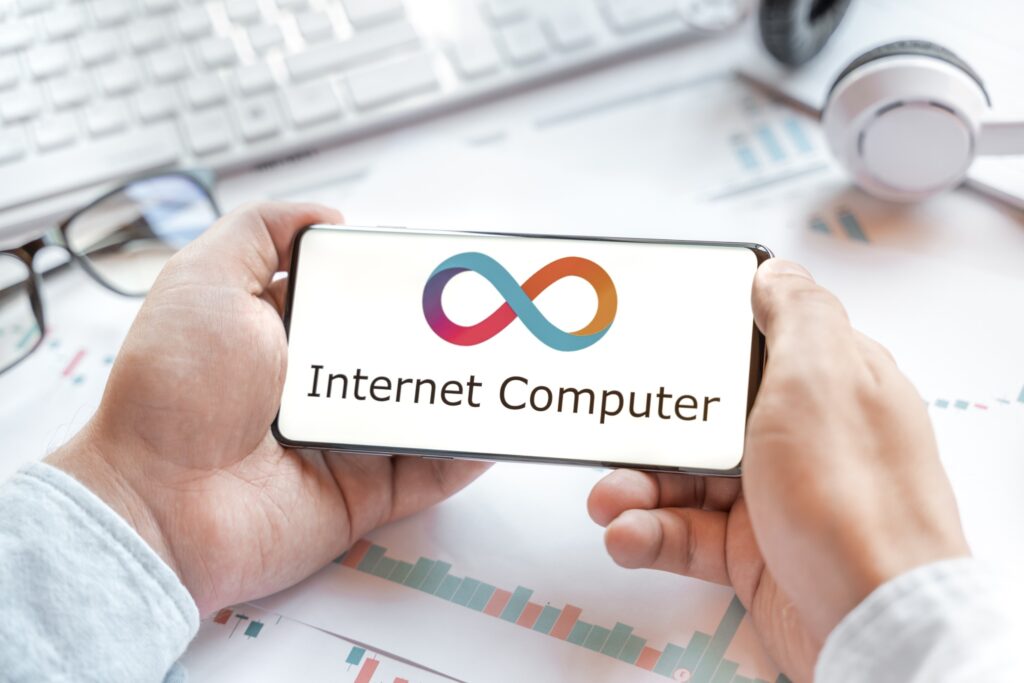 Internet Computer price takes a ride after major exchange listing
