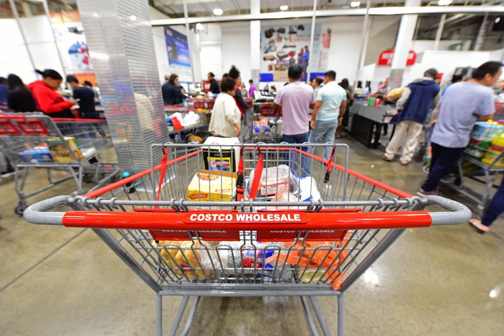 Costco Keeps Costs Low For Its Members, But Can Q2 Earnings Boost Share Prices For Its Stockholders? What Investors Should Expect After The Bell - Costco Wholesale (NASDAQ:COST)